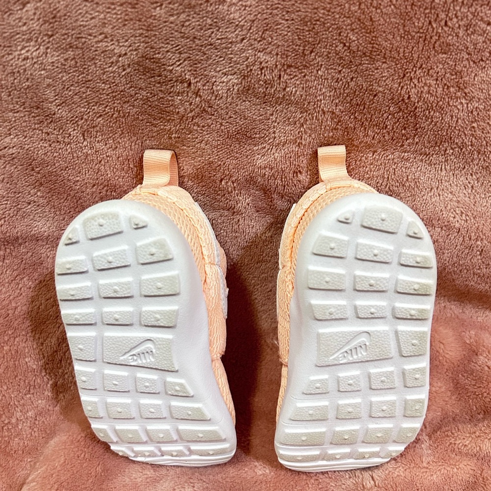 Nike Kids Peach Sneakers 5c